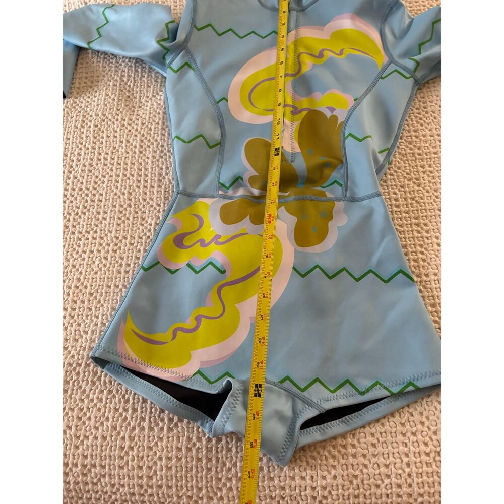 Cynthia Rowley Bowie Wetsuit Blue Floral Zigzag Wave Long Sleeve Shorty small - Picture 10 of 10